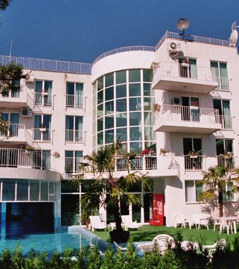 Парк-хотел „Бора“ ☆☆☆