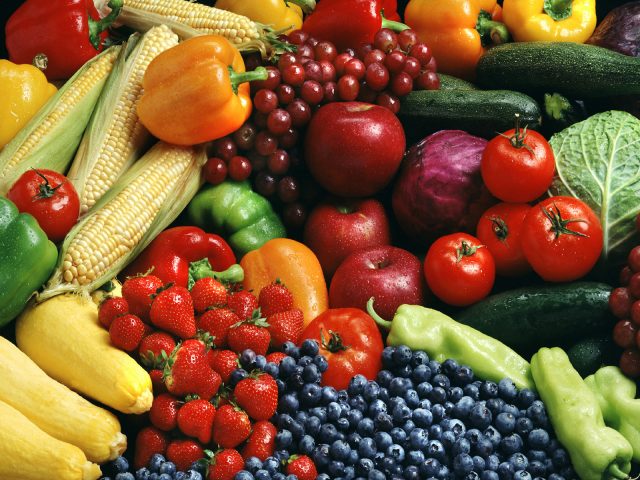 Плодове и зеленчуци.