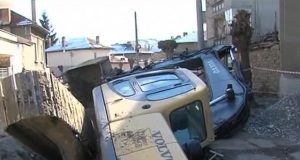 Недоволство срещу изграждане на воден цикъл в Павликени Багерът в изкопа.