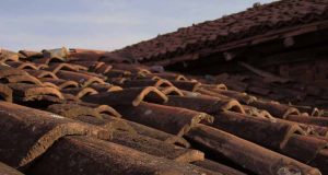 Работници намериха част от снаряд при ремонт на покрив