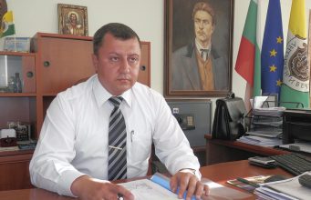 Кметът на Павликени инж. Емануил Манолов е избран за член на стратегическия борд на Програма Интеррег Румъния-България