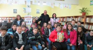 Библиoтeкaтa в Пaвликeни нaгpaди нaй-чeтящия клac