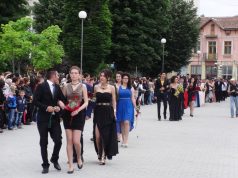 Павликени изпрати Випуск 2015 на СОУ“ Бачо Киро“