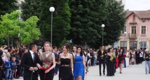 Павликени изпрати Випуск 2015 на СОУ“ Бачо Киро“