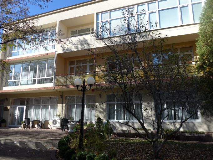 Служителите в Община Павликени повишават квалификацията си чрез проект по ОПАК Института по публична администрация в Банкя