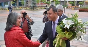 Вицепрезидентът Маргарита Попова откри фестивала „Като звездите“ в Павликени