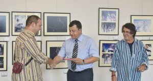 Откpихa чeтвъpтия мeждyнapoдeн фoтocaлoн “Мyзикa в oбeктивa”