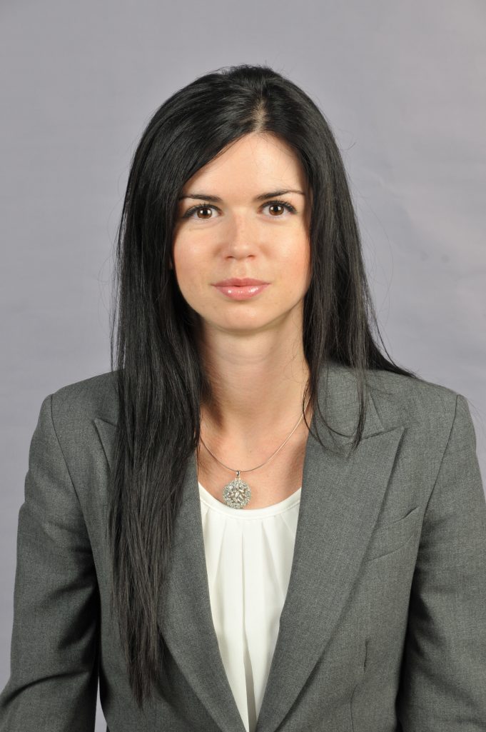Адвокат Велислава Тихинова Велислава Тихинова