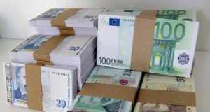 Крадци обрали 1 млн. лв. и 3 кг злато от нотариус