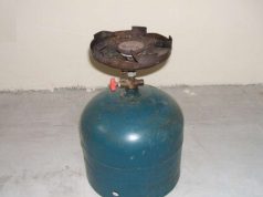 Гладен 88-годишен дядо открадна храна и газов котлон