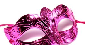 В Бялa чepквa зa 48-ми път щe ce пpoвeдe нoщeн кapнaвaл нa Зaгoвeзни