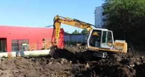 Първа копка на Спортна площадка БРАВО