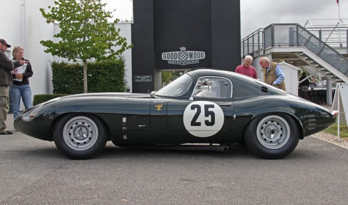 За ценители – Jaguar E-Type Lightweight
