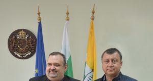 Кметът на Павликени е получил почетния знак на Съюза на българските читалища