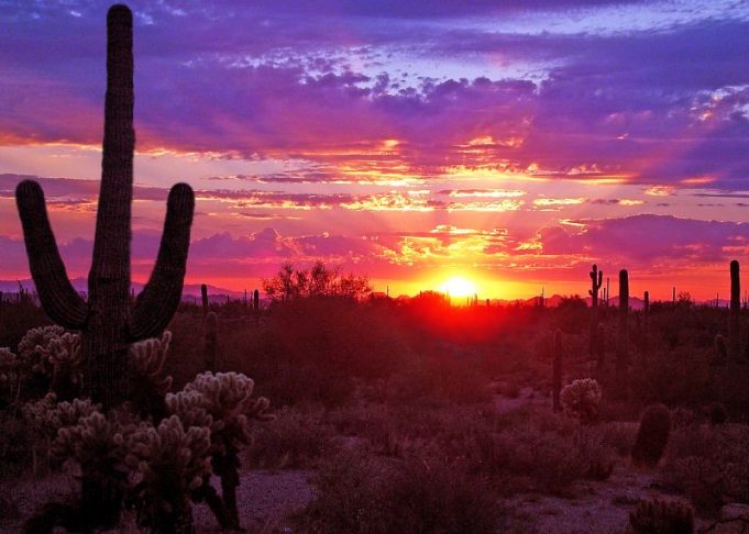 Изгрев над Phoenix, AZ