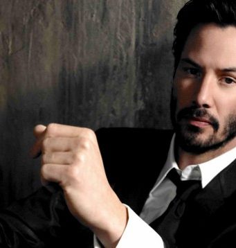 „Аз съм Мики Маус. Те не познават човека, те виждат един костюм.“