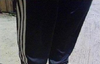 Анцу-„Н“-гът – народната носия на селяндура официален анцуг и шукаритетни обувки