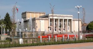 „Не се занимавай с мен, че ще кажа на батко!“