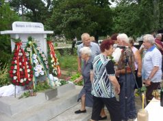 Паметник на загиналите във войните откриха в с. Росица