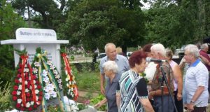 Паметник на загиналите във войните откриха в с. Росица