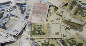 С около 45 хил. лв. ремонтират 10 военни паметника в Търновска област