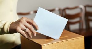 Гласуване за хора с физически и зрителни увреждания