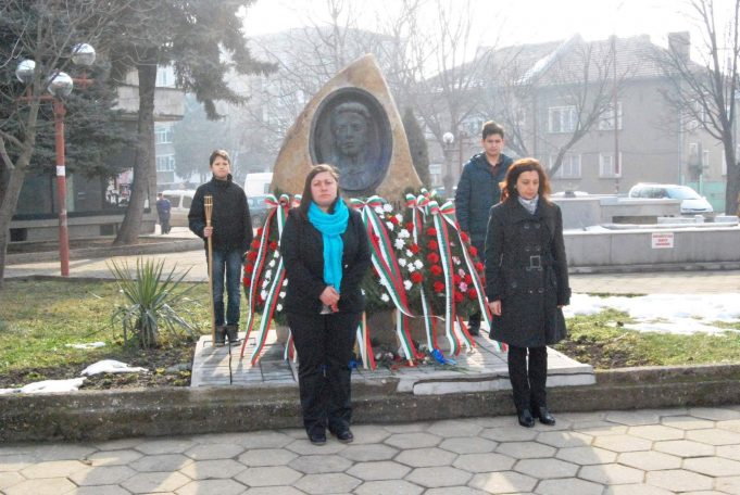 Честват паметта на Левски в Павликени