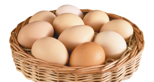 Продавам яйца от домашни кокошки