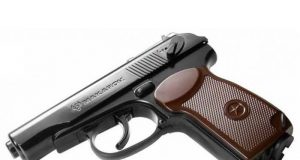 Иззеха незаконни оръжия от четирима мъже в Павликени