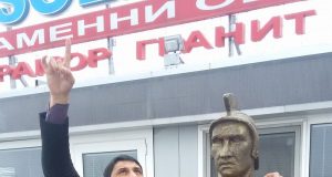 Скандално – мазният циганин Златко Германов от Павликени разиграва съда от 2016 година