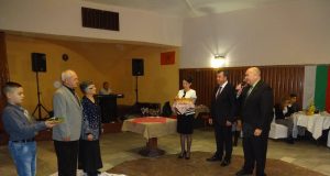 38 златни, 2 диамантени и 1 каменна сватби организираха в Павликени