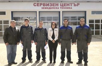 Ученици от ПГАТ „Цанко Церковски“ в Павликени на стаж в „Оптиком“