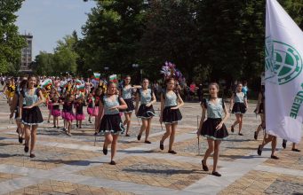 МС към ОУ „Св. Климент Охридски” Павликени участва за четвърти път в мажоретния фестивал на гр. Левски