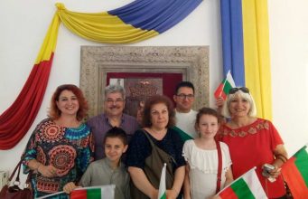 Лауреати на „Нека да е лято“ с награди от международен конкурс в Румъния Максим Ялнъзов спечели мини Гран при, а Васи Василева 1-ва награда