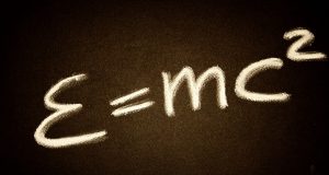 Ирина Тарапанска е победител в Третия конкурс за изработка на постери на тема “Физиката в служба на човека”