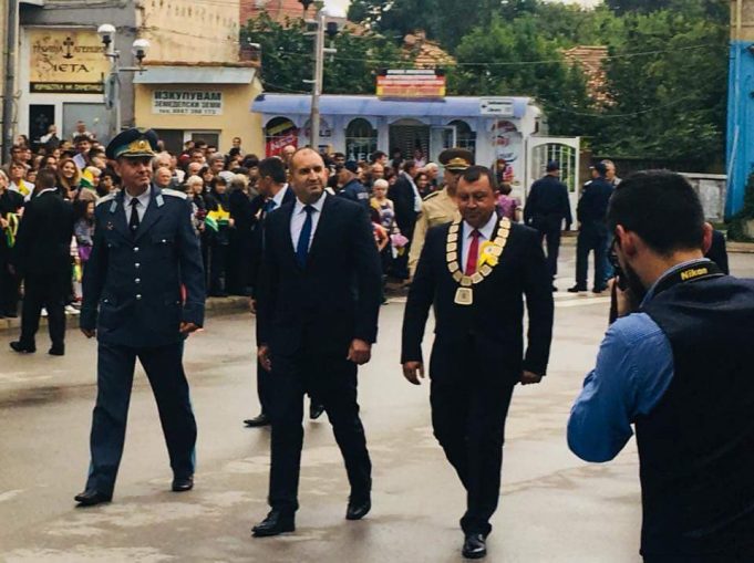 Павликени – празник – кмет – президент – усер