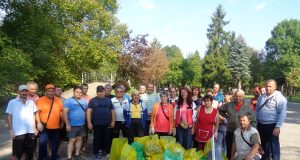 Над 1.5 тона отпадъци събраха доброволците в Павликени за 1 ден