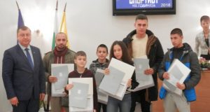 Тереза Давидова от СКК „Киокушин“ е спортист на годината в Павликени