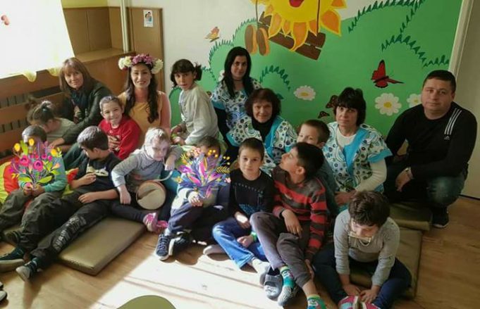 Дневен център за деца с увреждания
