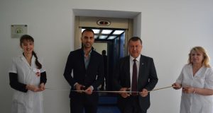 Нов външен асансьор откриха в поликлиниката в Павликени
