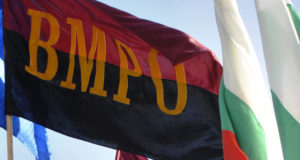 Юлиан Ангелов се срещна с отбора на „Войводите“ и активисти от ВМРО в Павликени