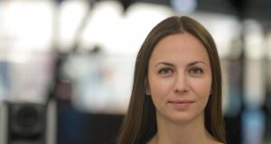 Ева Майдел работи за това хората да усетят Европа по джоба си, в семействата си и в ежедневието си