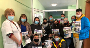 Ученици подариха кетъринг на медици