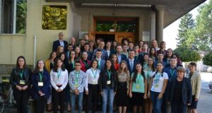 Ученици управляваха Община Павликени за един ден