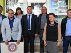 Ротарианци дариха устройства за пречистване на вода в две детски градини в Павликени