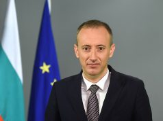 пРезидентът приравни жертвите на комунизма с палачите им