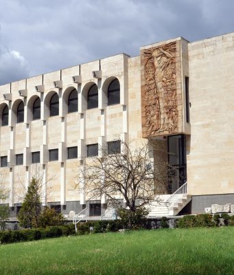 Търси да назначи директор на Исторически музей – Павликени