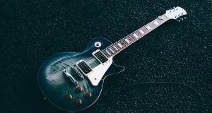 Осем рок банди ще загряват през цялата нощ, желаещите да посрещнат първото юлско слънце на брега на река Росица