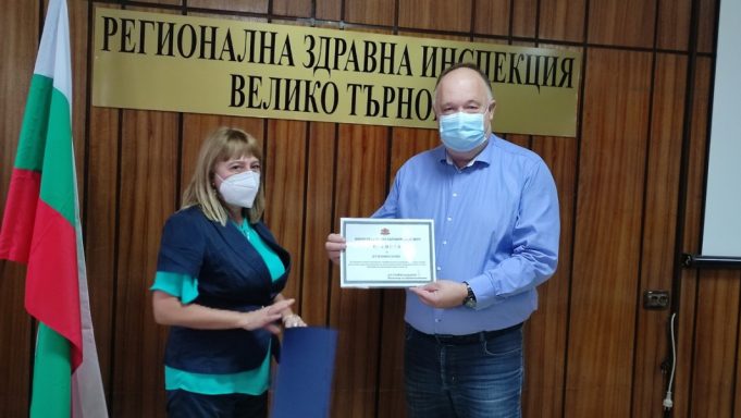 Д-р Пламен Латев убеждава пациентите си да се ваксинират д-р Пламен Латев