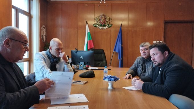 Областният управител инж. Георги Гугучков се срещна с представители на гражданско сдружение „Ти решаваш“
